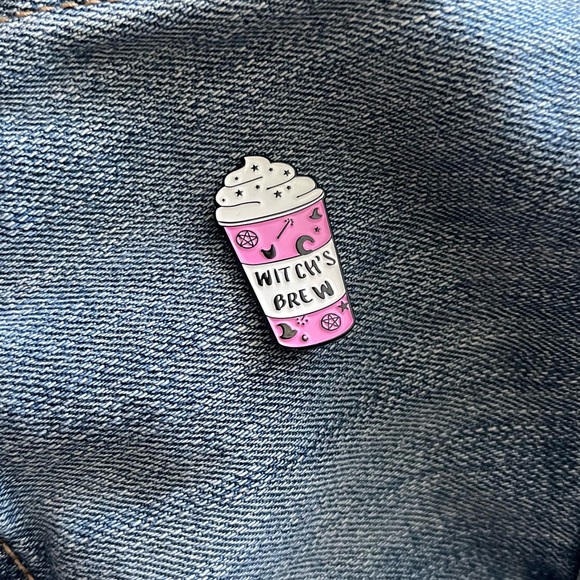 NEW Witch’s brew coffee cup pink jewelry brooch pin - Picture 2 of 5